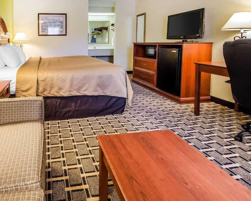 فيلا إيكونو لودج روسيلفيل Russellville المظهر الخارجي الصورة